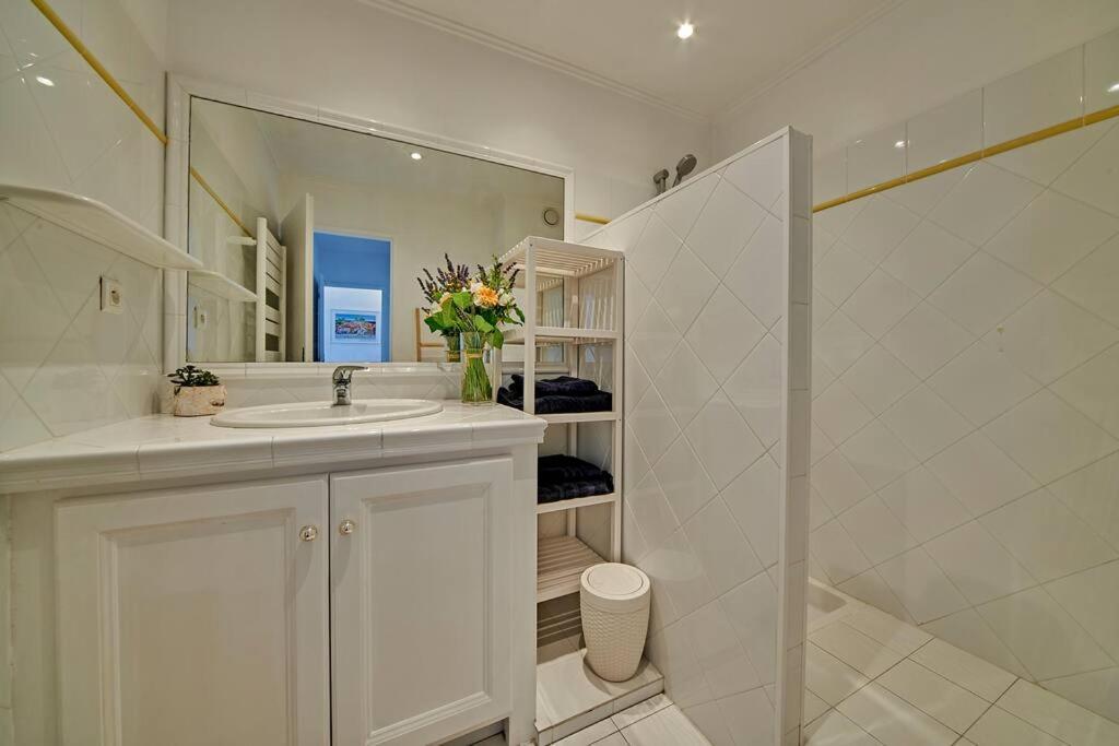 Sunrise -Swimming-Pool-Saint-Tropez Center-Parking Apartment Luaran gambar